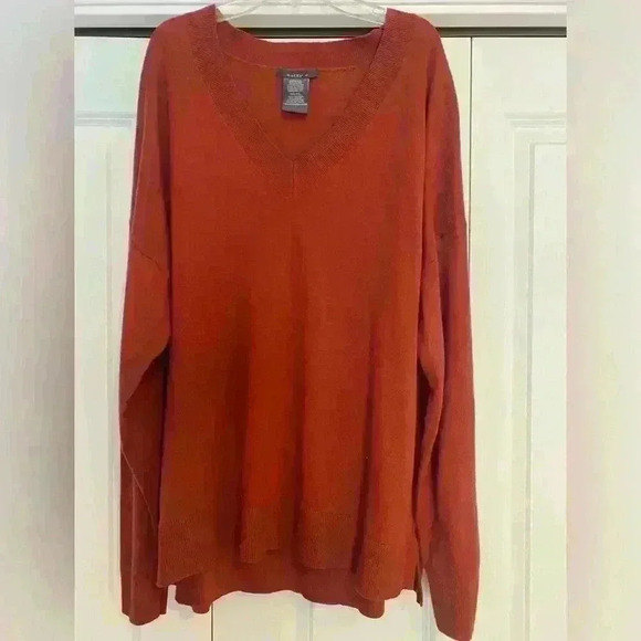Matty M Sweaters - Marty M Rust V-neck Tunic Sweater XXL
